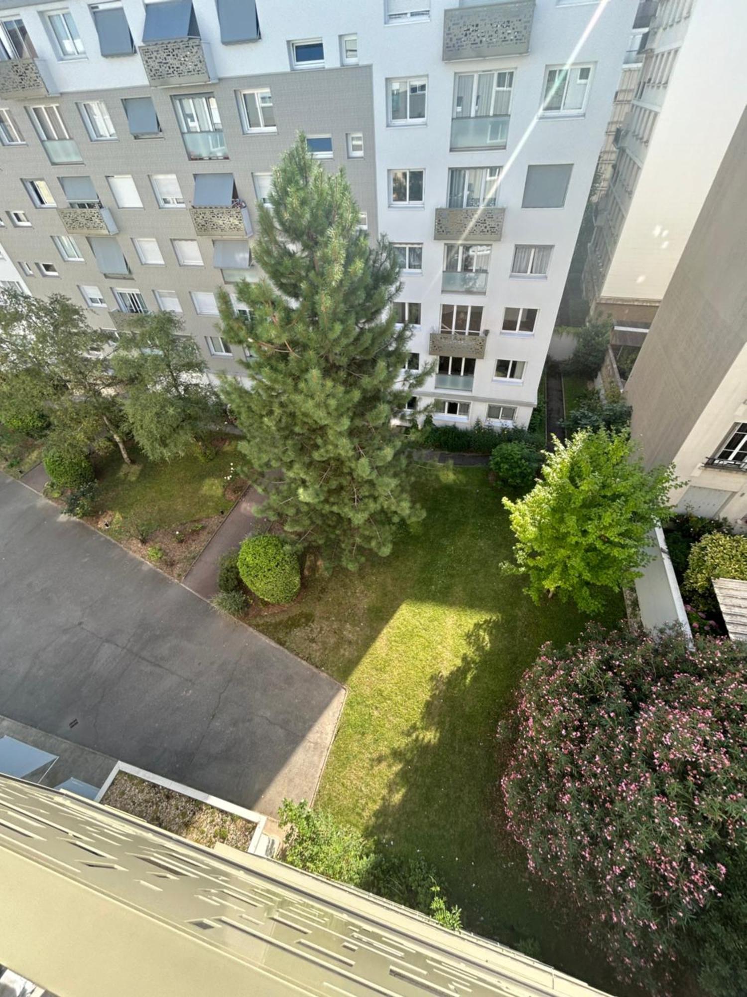 Appartement Meuble Tres Bien Situe بولونِ بييانكور المظهر الخارجي الصورة